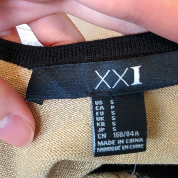 Forever 21 Bodycon Dress in Gold and Black - Picture 4 of 6